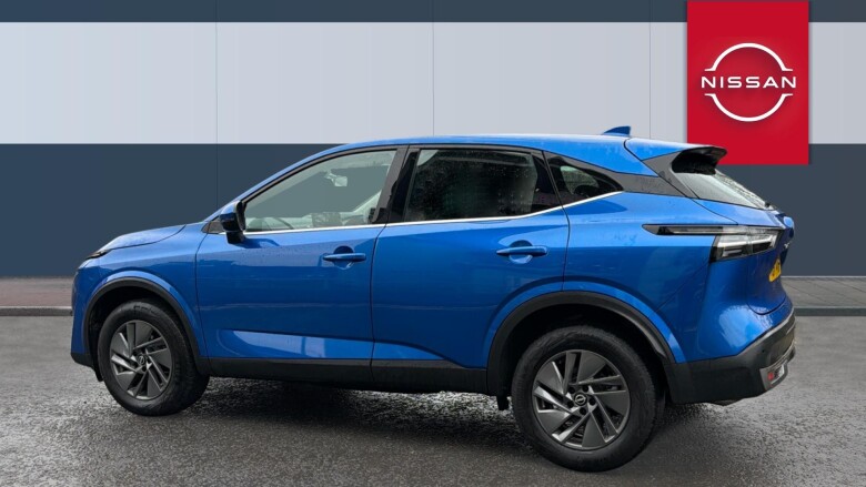 Nissan Qashqai 1.3 DiG-T MH Acenta Premium 5dr Petrol Hatchback